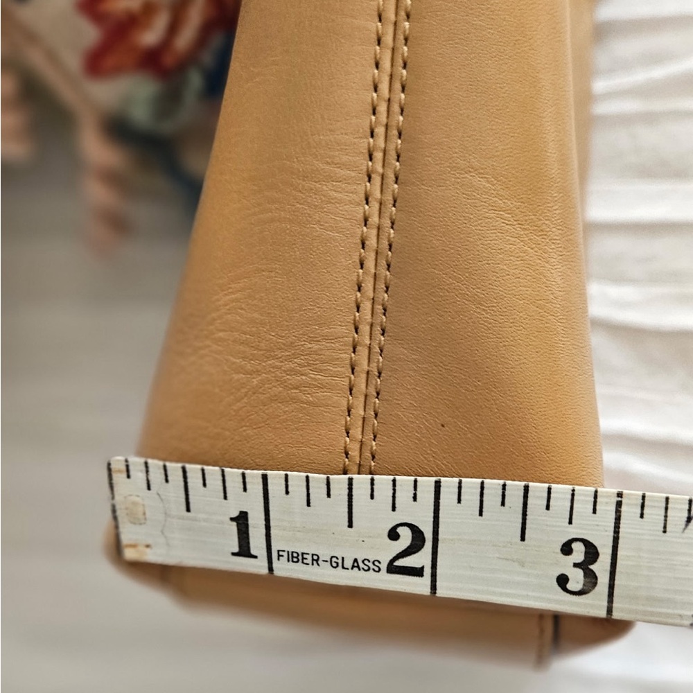 Coach Tan Leather Crossbody Bucket Bag with Tassel. In perfect condition. - Picture 10 of 11
